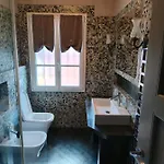 לינה וארוחת בוקר La Taverna Di Mulinetti 3*