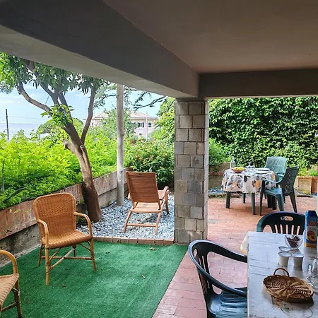 Alojamento de Acomodação e Pequeno-almoço La Taverna Di Mulinetti 3*